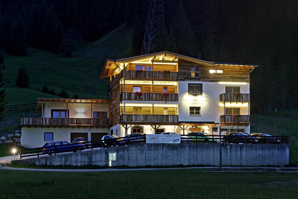 Hotel Garnì La Tranquillitè à Corvara In Badia Extérieur photo